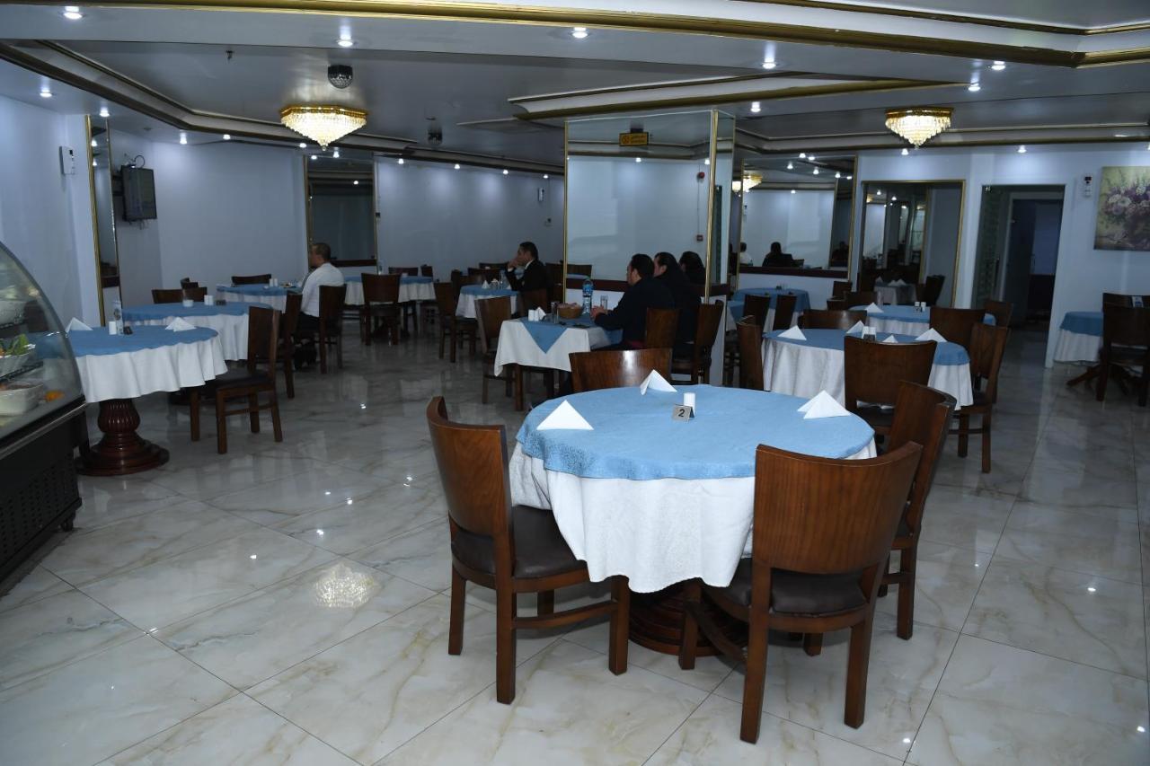 Continental Suite farwaniya Kuwait City Exterior foto