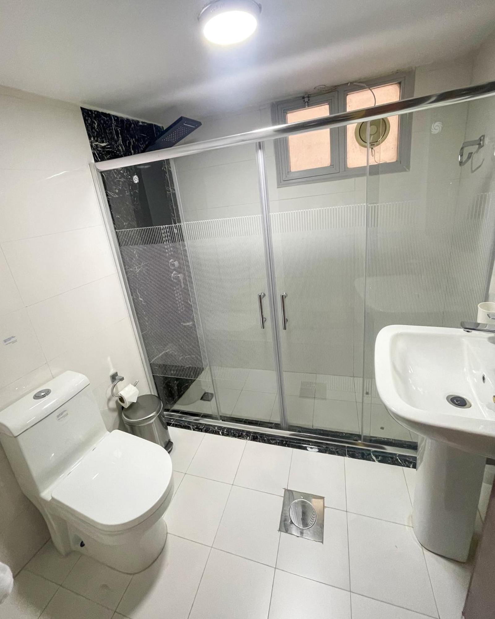 Continental Suite farwaniya Kuwait City Exterior foto